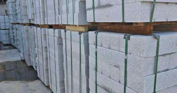 德阳芝麻白路牙石，路侧石