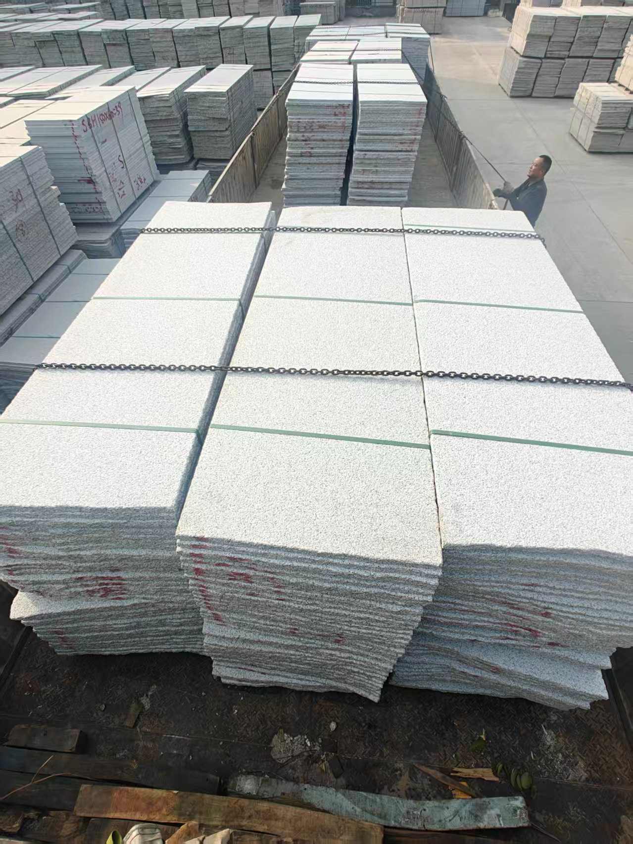 德阳芝麻白毛板，石材毛板