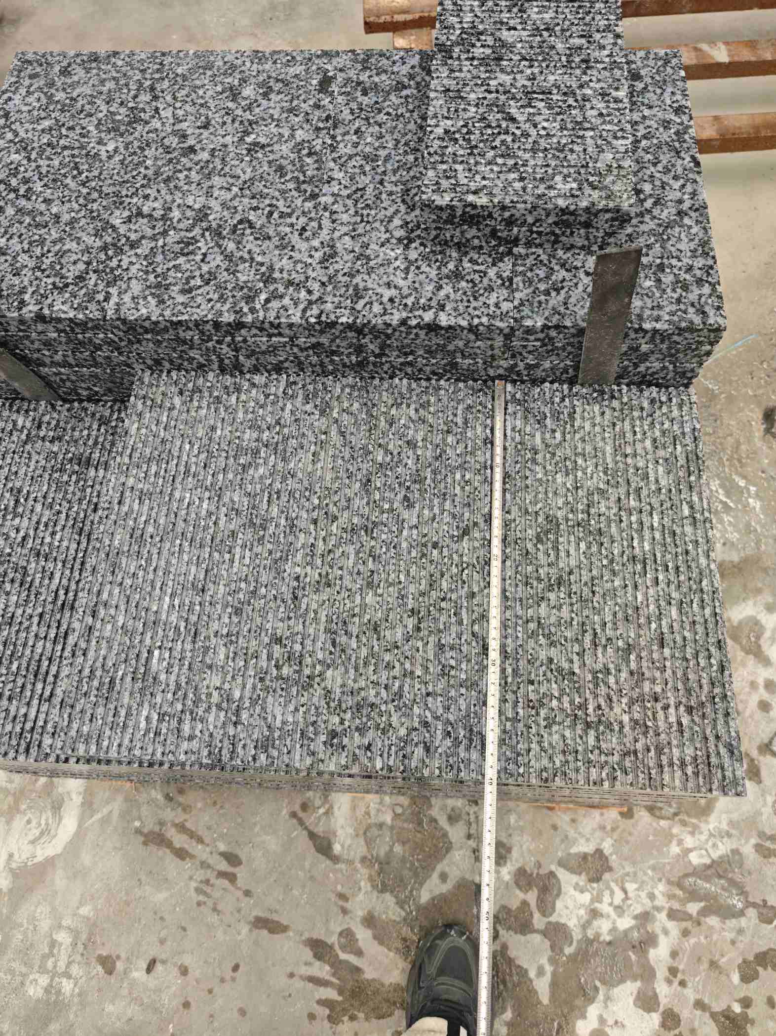 德阳芝麻黑拉丝面