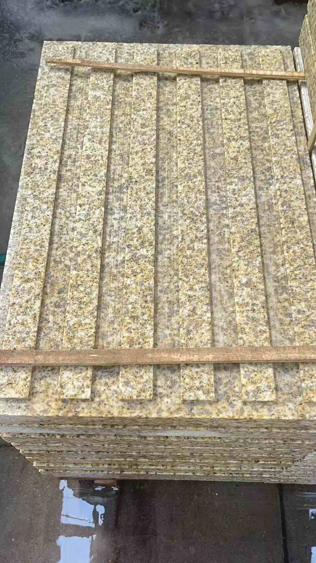 德阳黄金麻盲道 石材盲道